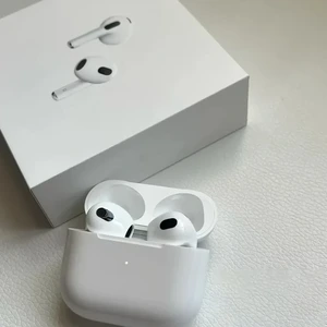 AirPods 3 1.1.